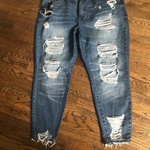 REFUGE+ Distressed Jeans SZ 18